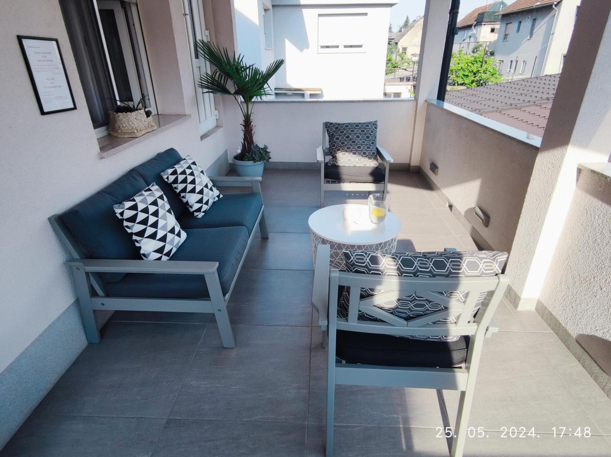 Lumani Apartment Zagreb With Free Parking Exterior foto